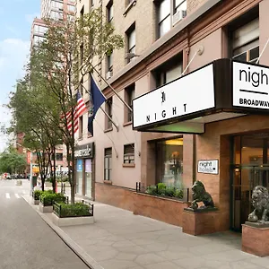 Otel Night Broadway