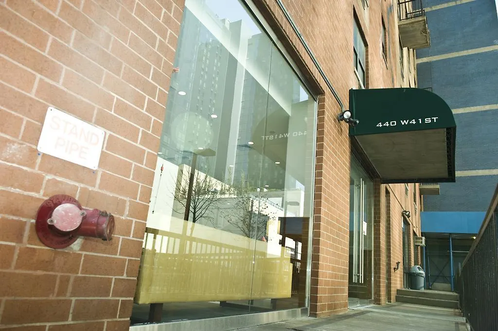 Metro Apartments New York Hotel